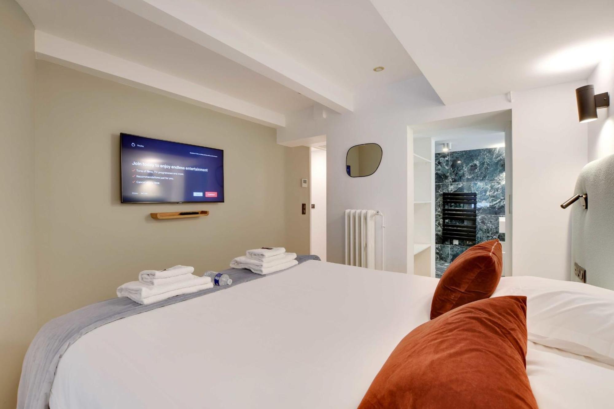 Incroyable - 3br-8p - Pl De La Nation Appartement Parijs