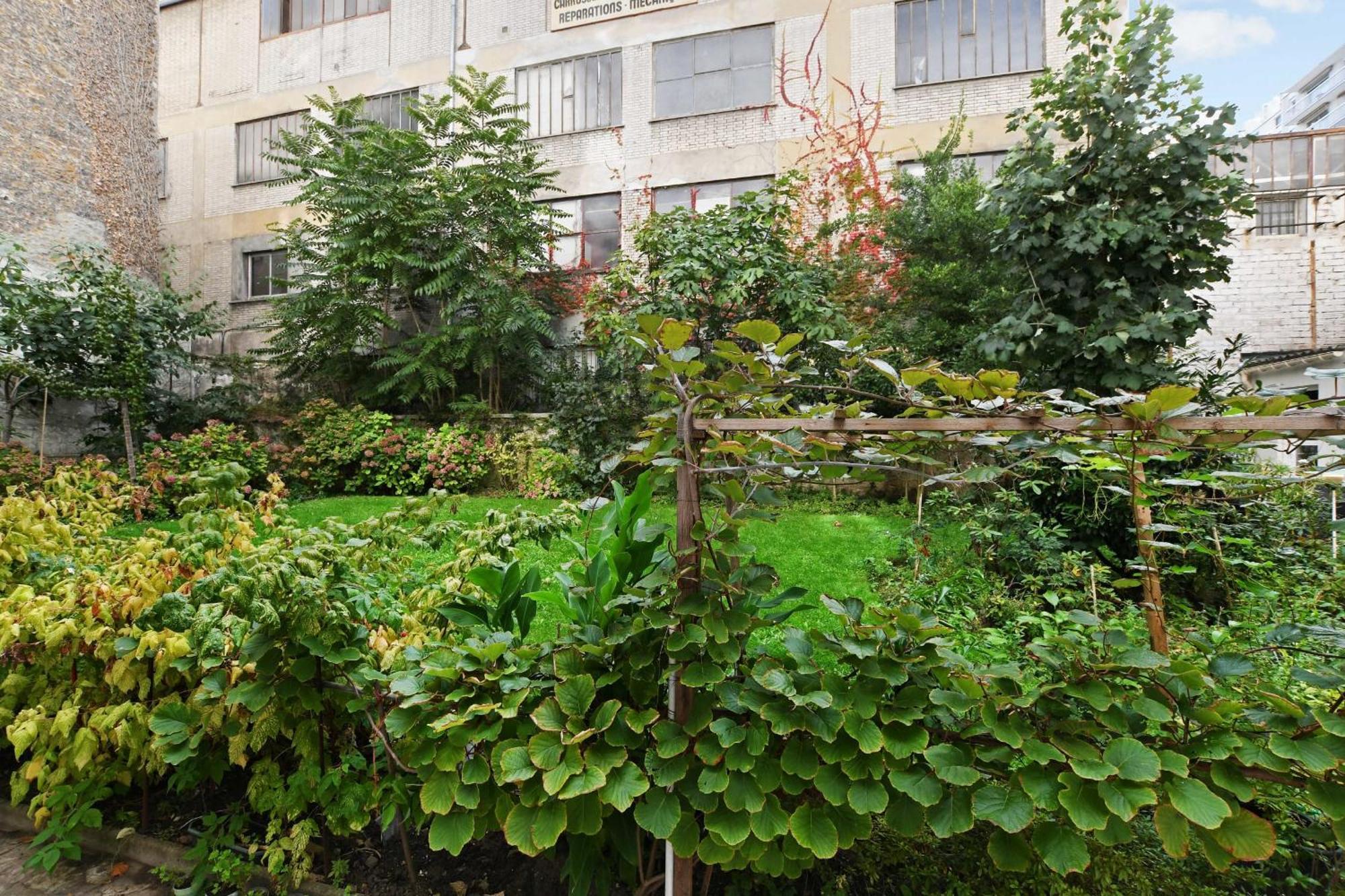 Incroyable - 3br-8p - Pl De La Nation * Parijs